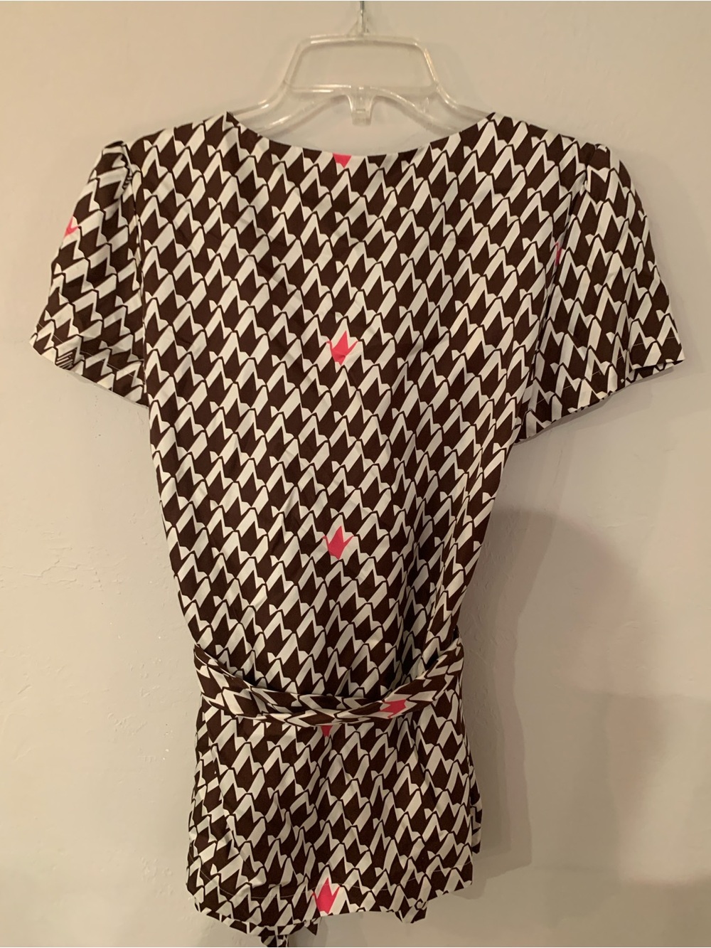 Lilly Pulitzer Brown & White Crane Pose Wrap Belt SilkTop with Pink AccentNWT S - Picture 5 of 6